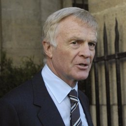 Max Mosley, presidente de la Federación Internacional del Automóvil (FIA)