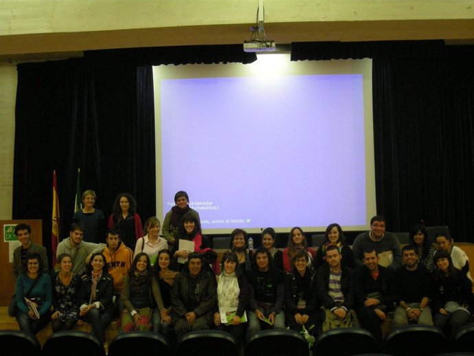 Periodistas asistentes al taller 