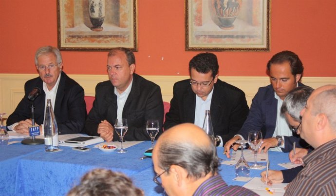 29 Oct Fotografías Reunión Monago Sector Educativo