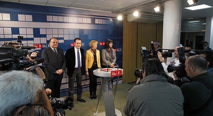 rueda de prensa De la Vega