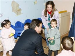 Vara inaugura un centro educativo