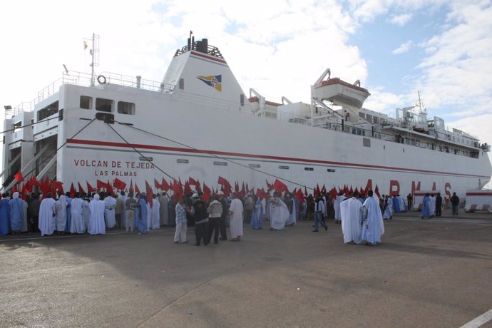 Barco en el que viajaron activistas canarios retenidos en el Aaiún