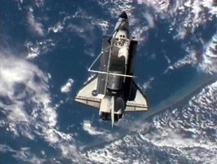 El Discovery se desacopla de la ISS