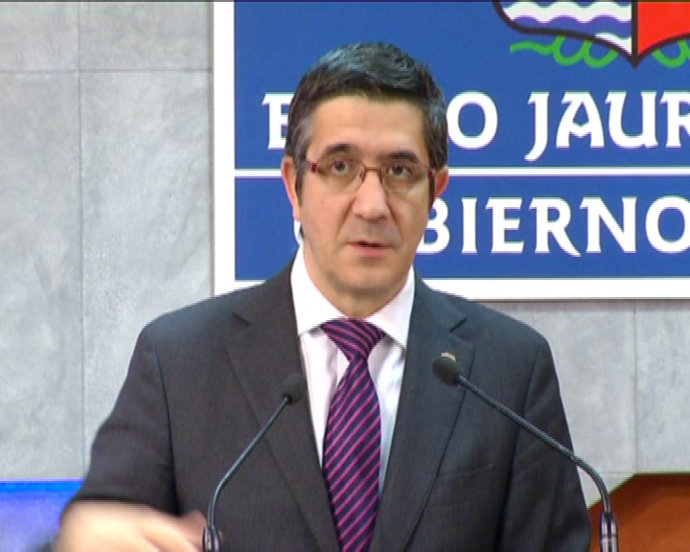 Lehendakari y Chaves sobre Batasuna T