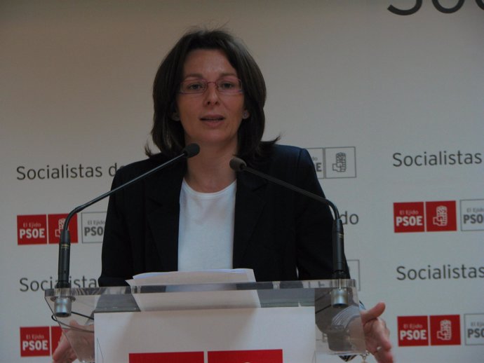 Guadalupe Fernández, portavoz del PSOE en el Ayuntamiento de El Ejido (Almería)