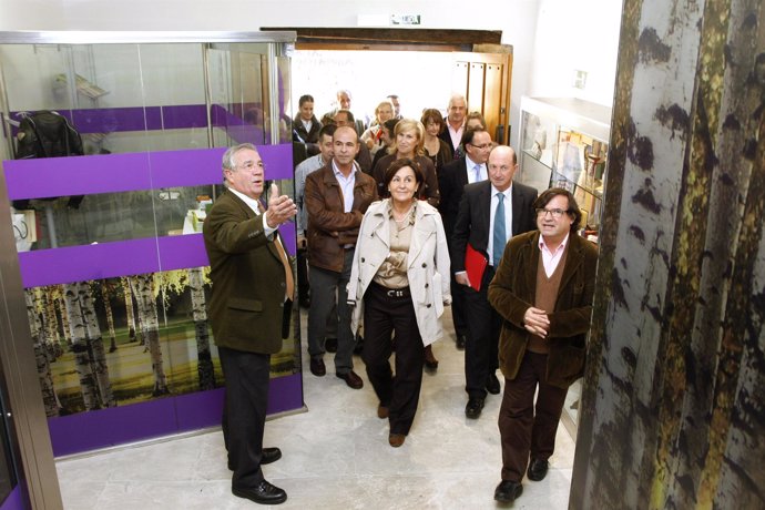 Gorostiaga inaugura el nuevo Ayuntamiento de Santillana del Mar