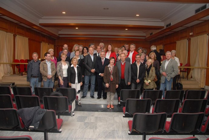 Visita de ciudadanos de Nuremberg al Ayuntamiento