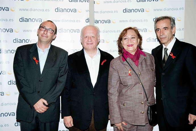 El I Concierto Solidario de Música en el Cine recauda 30.000 euros para una escu