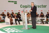 El Comité Director de PSOE-A ratifica por aclamación la propuesta de Griñán de suprimir la Vicesecretaría General