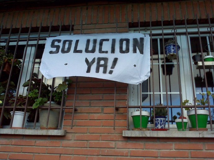 Vecinos de Canillejas critican  la situación "tercermundista" de una de sus call