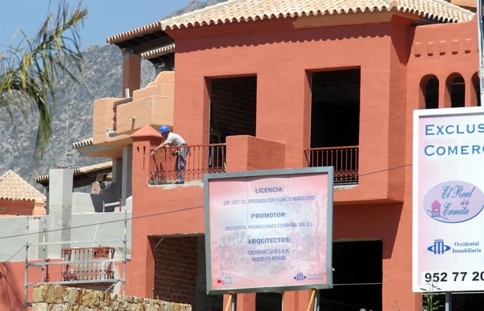 Obras de una urbanización de casas de Marbella