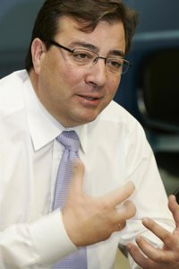 Vara considera negativos los datos pero destaca que la destrucción de empleo interanual está "por debajo del 10%"