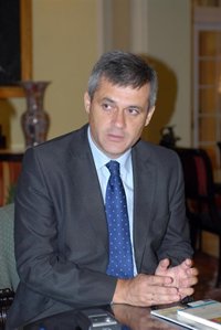 Lucas dice que no ha sido convocado a la Permanente de Ejecutiva regional de PSM y confía en que sea "fruto de un error"