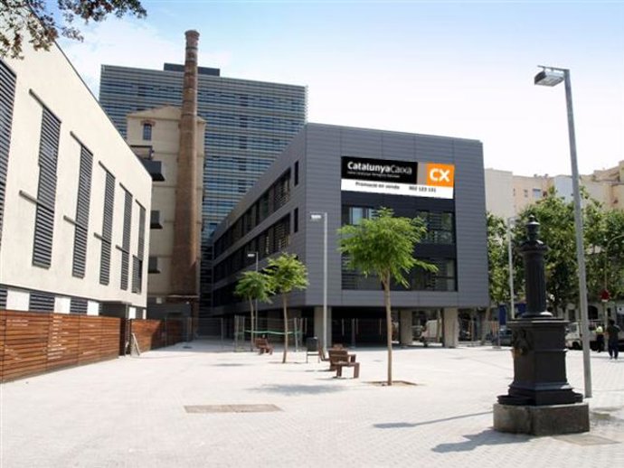 Catalunyacaixa Ven O Lloga Actius Immobiliaris Per Valor De 750 Milions D'euros 