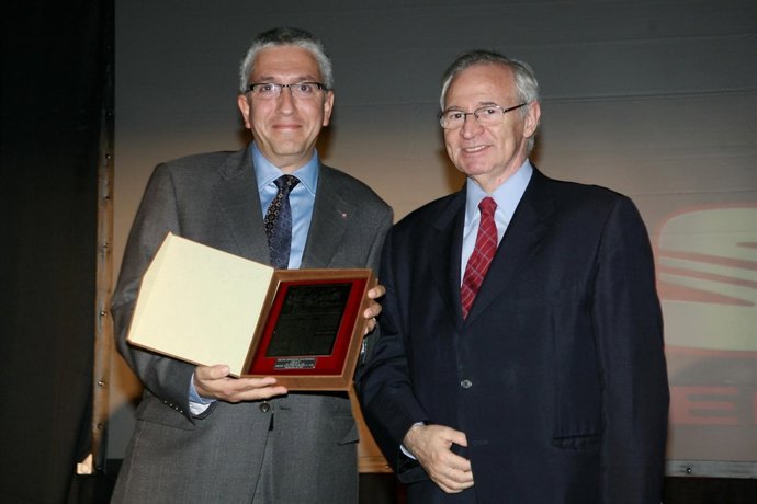 El director de Logística de Seat, Enric Martí, y el presidente de la Cámara de C