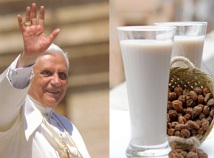 NP Entrega De Horchata A Su Santidad Benedicto XVI