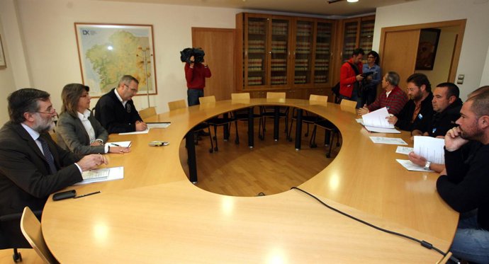 - A conselleira do Mar, Rosa Quintana, recibirá a membros da confraría da Coruña