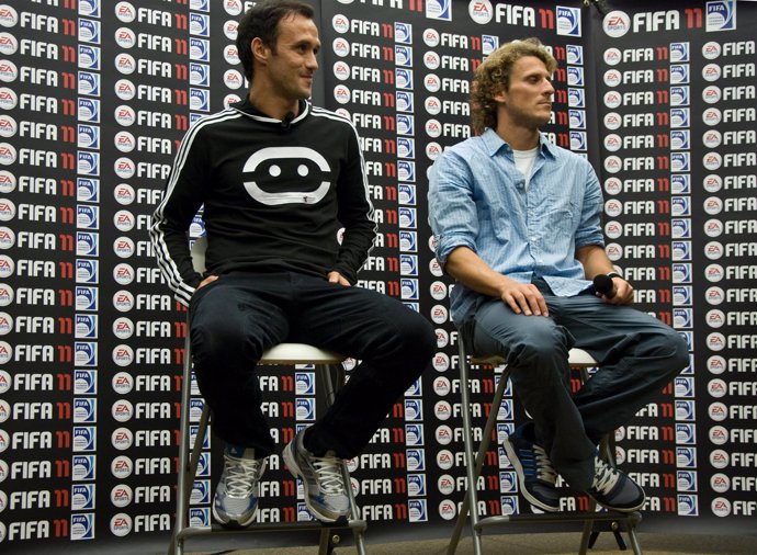 diego forlan y ricardo carvalho evento fifa 11