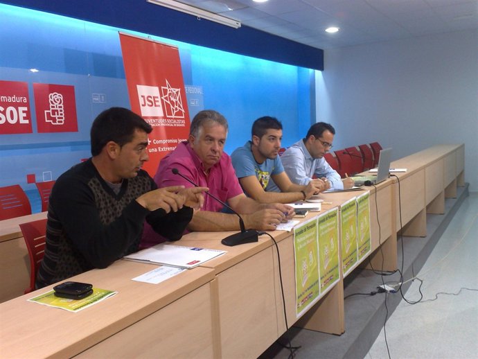 URGENTE: NOTA DE PRENSA DE JUVENTUDES SOCIALISTAS DE BADAJOZ