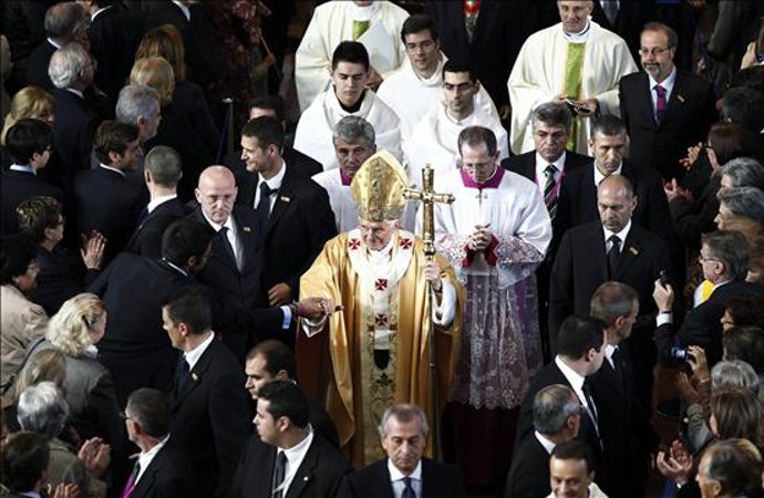 Papa en la Sagrada Familia