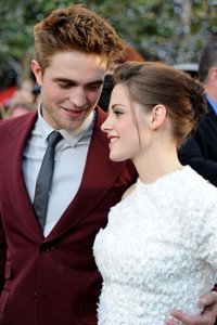 Robert Pattinson y Kristen Stewart ruedan Amanecer en Brasil