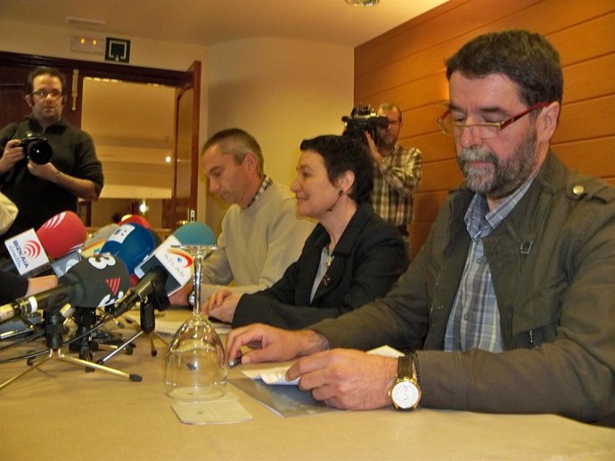 Joseba Álvarez, Jone Goirizelaia y Joseba Permach.