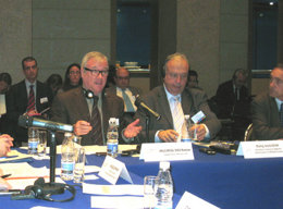 El presidente de la Comunidad, Ramón Luis Valcárcel, junto al secretario general
