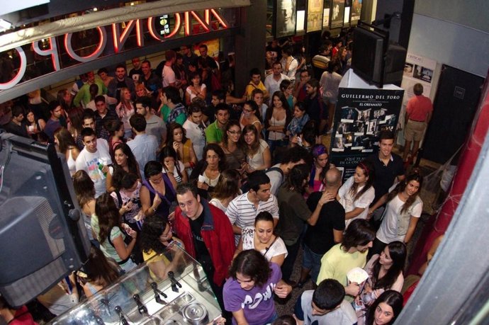 Un grupo de asistentes al 'Sobresaltos 2010'