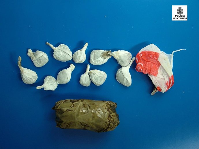 Policía Nacional (El CNP Detiene En Cáceres A Un Individuo Como Autor De Un Deli