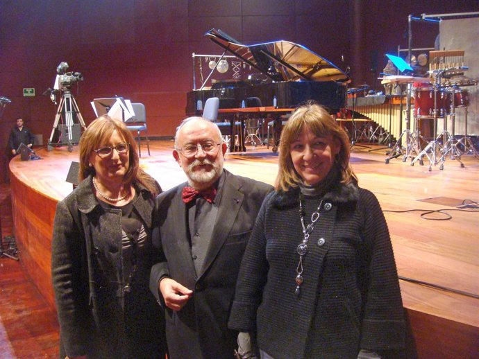 Homenaje a Villa Rojo