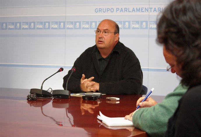 El portavoz del Grupo Parlamentario Socialista