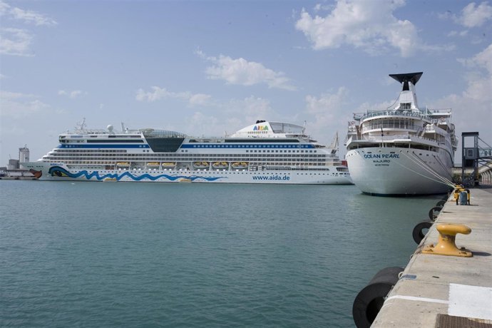 Cruceros en el Puerto de Valencia 