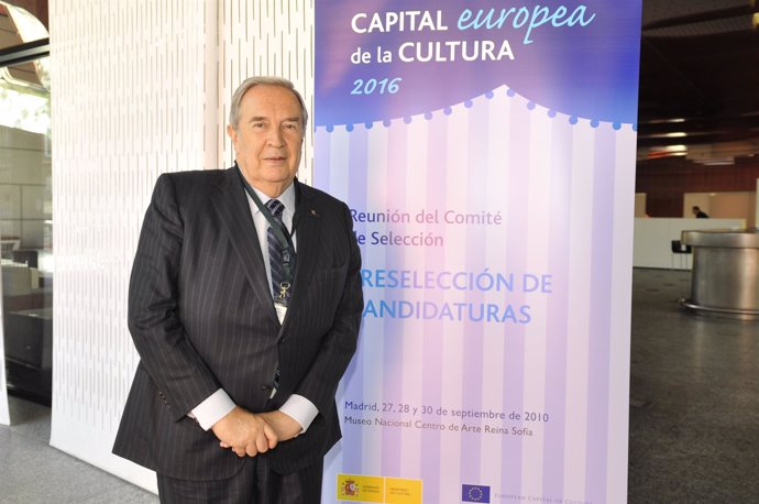 El alcalde de Las Palmas de Gran Canaria, Jerónimo Saavedra, durante la presenta