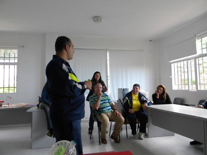 CORRECCIÓN DE NOTA DE PRENSA NOTA DE PRENSA Y FOTOGRAFÍA: CALIDAD CENTROS...Esta