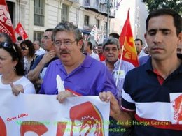 Antonio Romero, en una protesta de IULV-CA durante el 29-S