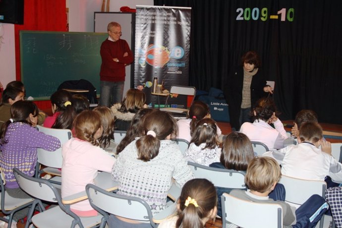 Coloquio sobre Argentina en el colegio de Higuera de La Serena