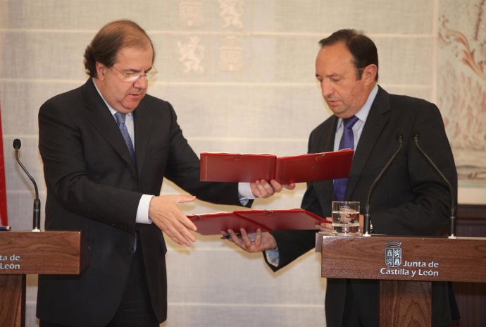 Herrera (i) y Sanz, durante su reunión en Valladolid.