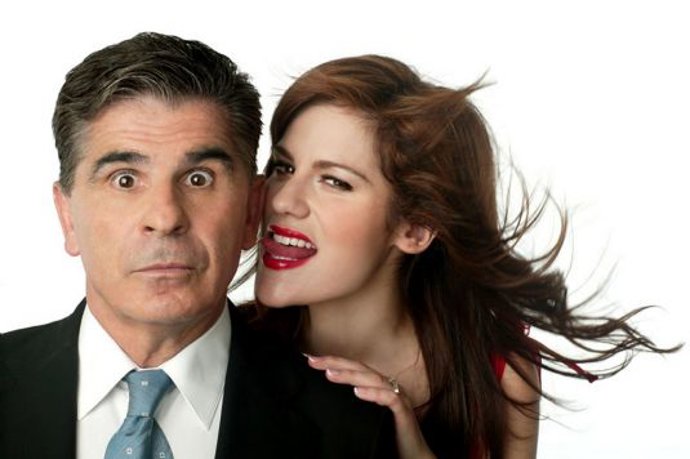 Cartel de la obra 'Escándalo en palacio'.