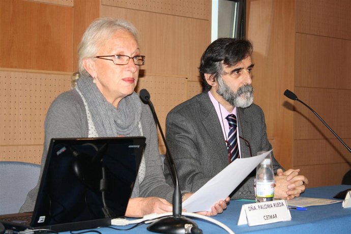 EXPERTOS DEBATEN NO CETMAR SOBRE AS MICROALGAS, OS SISTEMAS PARA ASÚA PRODUCIÓN 