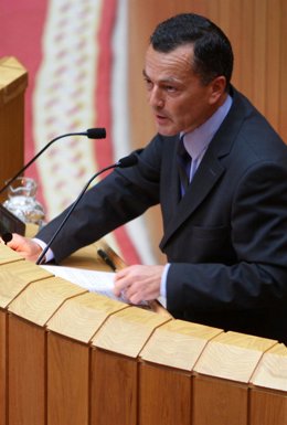 agustin hernandez comparece no pleno do parlamento foto: ana varela10/11/2010