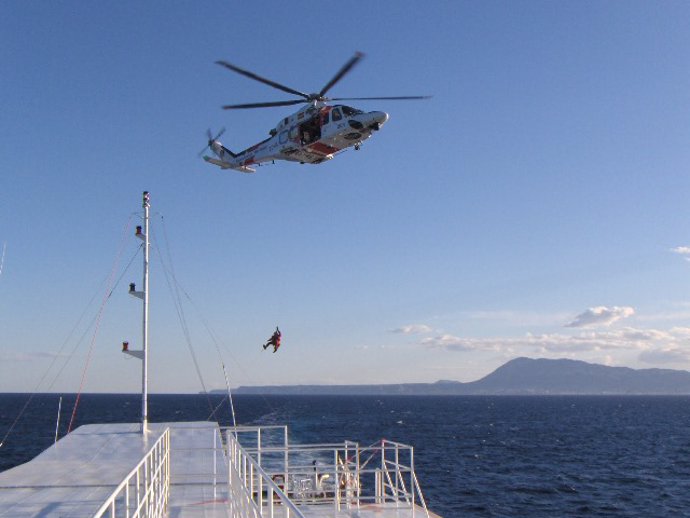 El Super Fast Ferry Garcia Lorca De Baleària Protagoniza Un Ejercicio De Evacuac