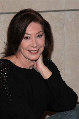 Posado de Fiorella Faltoyano 