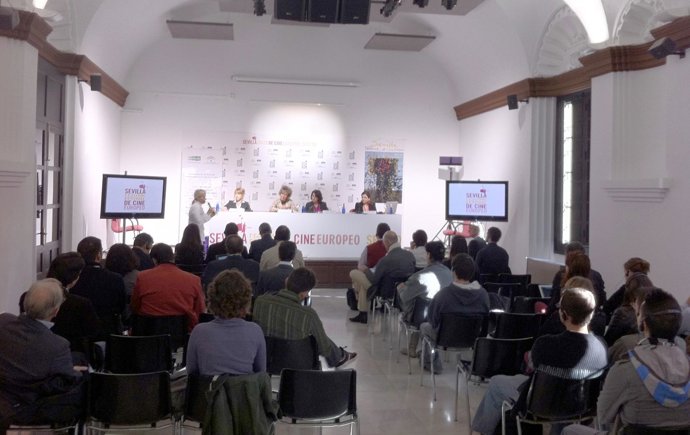 Asistentes en el II Encuentro Andaluz de Marketing y Distribución Internacional