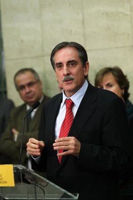Valeriano Gómez