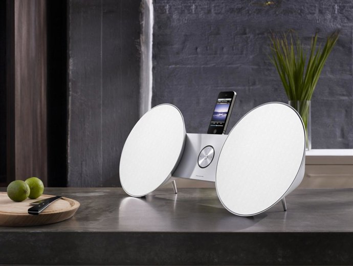 Altavoces BeoSound 8
