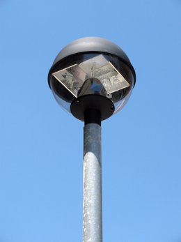 El Ayuntamiento de Pamplona sustituirá 416 farolas por luminarias de mayor efici