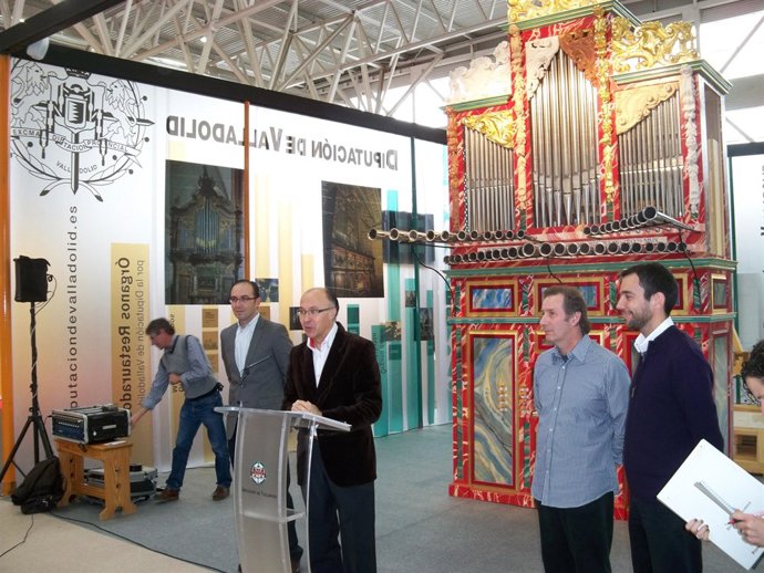 Ruiz Medrano comparece en la Bienal AR&PA