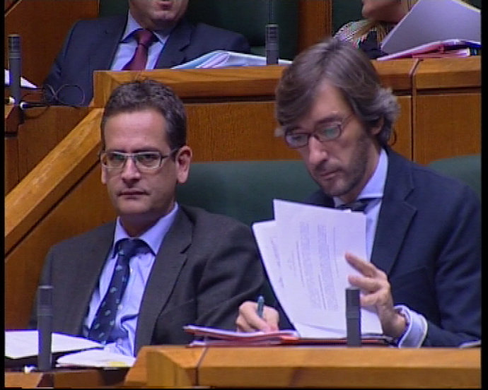 Enviando Por Correo Electrónico: Gorka Maneiro.JPG, Mikel Basabe.JPG, Ortuzar.JP