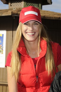 Posado de la modelo y actriz Laura Sánchez 