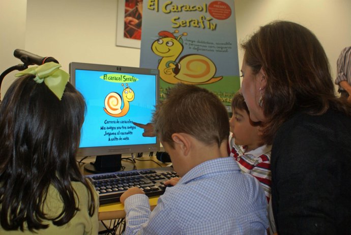 SEVILLA   ELCARACOLSERAFÍNECHAAANDARENSEVILLACAMINODELAINCLUSIÓNENELAULA...
Hola